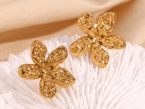 Aretes Flor de Oro