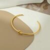 pulsera_foto fondo beige
